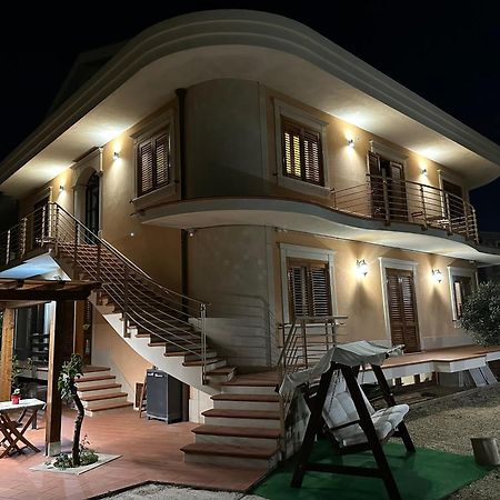 Villa Benazar Luxury House 150 Meters From The Beach Авола Екстериор снимка
